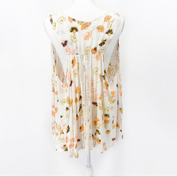 Free People Love Potion Floral and Lace Tie Neck Slit Up Back Tank Top SZ Large - Picture 7 of 12